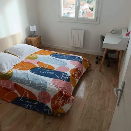 Le Seven Apartment *